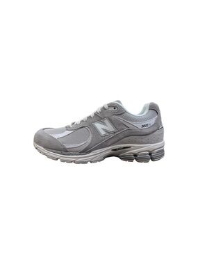 New Balance Gray & White 2002R Athletic Sneaker, the box is missing the lid